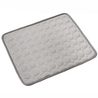 2026 Ice Silk Cooling Dog Bed - Comfortable & Machine Washable Summer Mat for Pets of All Sizes, Non-Slip Design